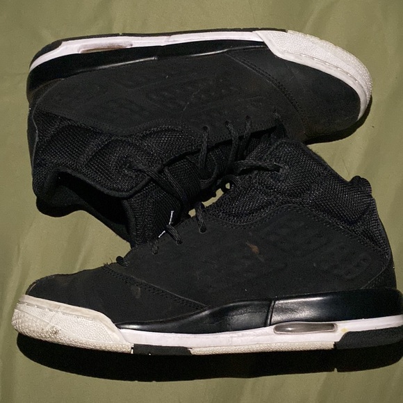 jordans - Picture 3 of 5